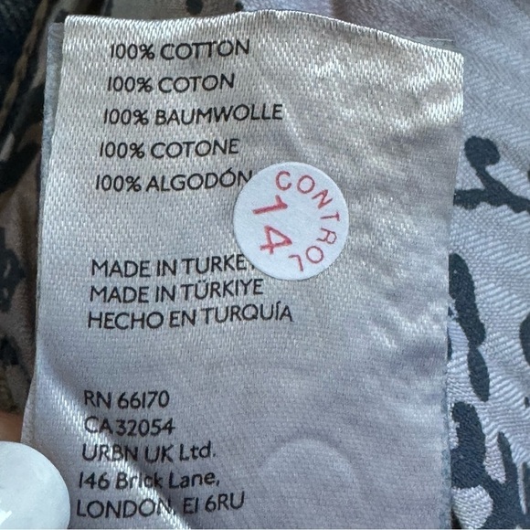 Free People We the Free Aurora Mid Rise Embellished Flare Jeans Size 30 - Picture 15 of 16